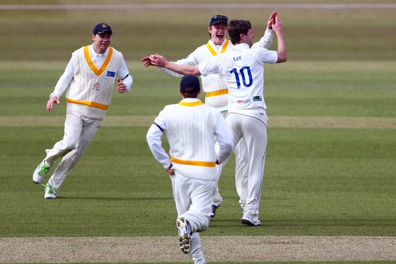 Cricket Yorkshire sponsors Leeds Bradford MCCU