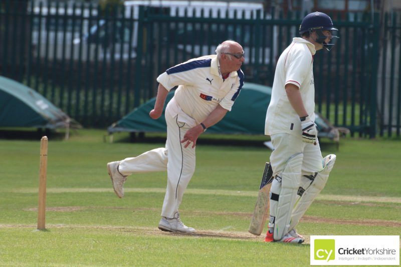 bill robinson bowls at 82