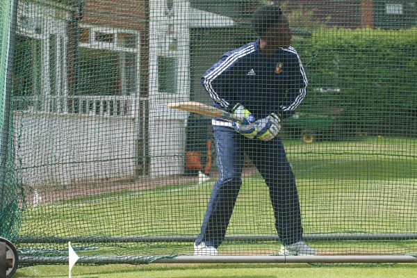 hanging heaton allrounder shkym haynes bats in the nets