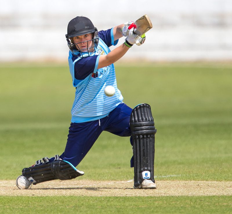 Yorkshire Diamonds Leigh Kasperek square cuts