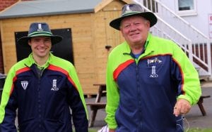 recreational cricket - cricket umpires